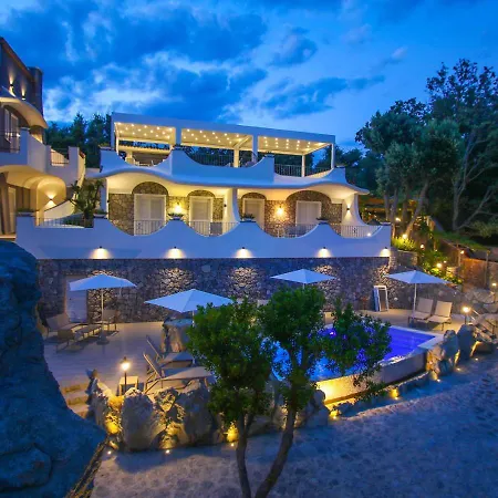 Caruso Villa